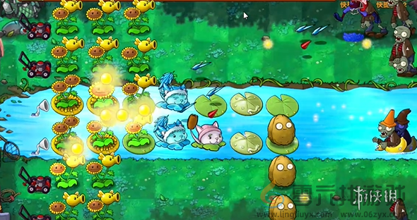 植物大战僵尸融合版冒险模式第二十关怎么过(图4) 植物大战僵尸融合版冒险模式第二十关怎么过(图4)