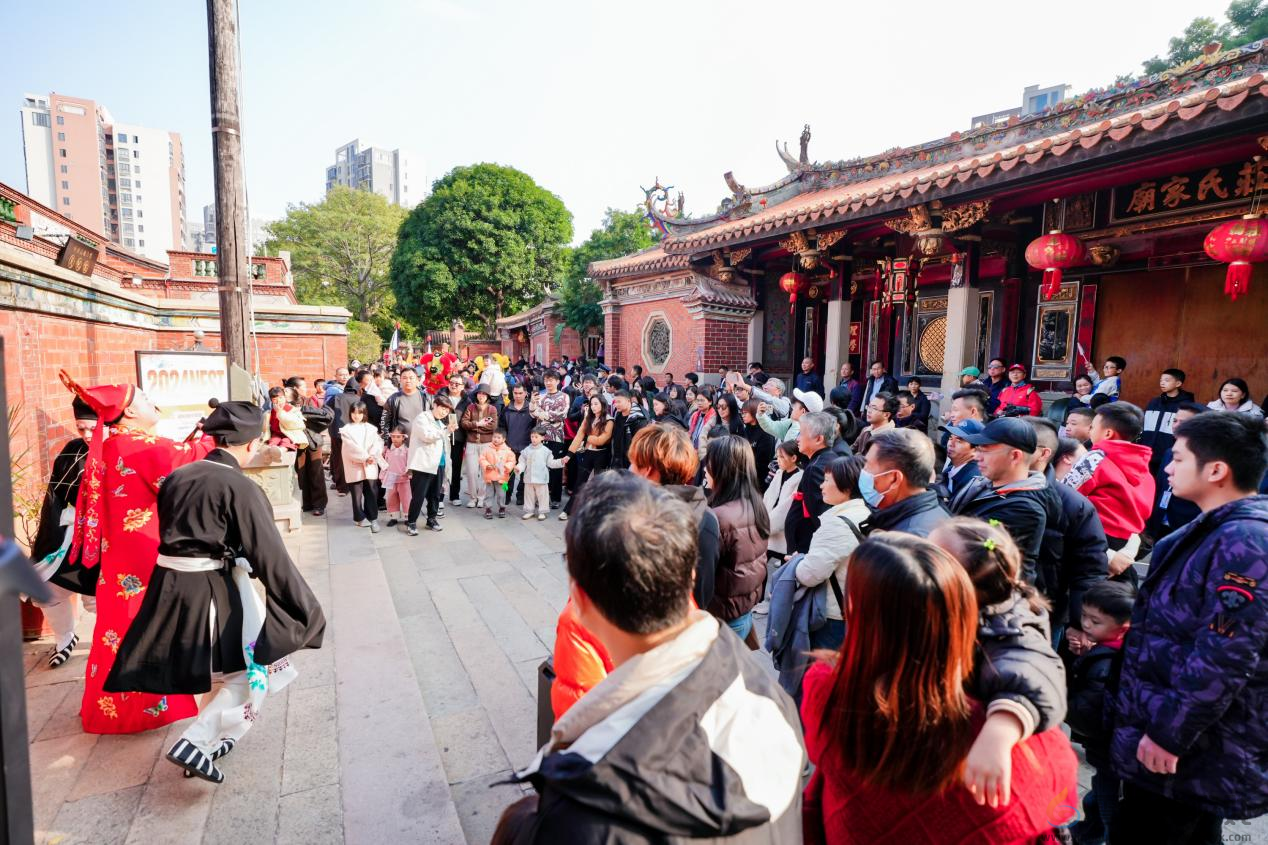 2024 NEST全国电子体育大赛年度总决赛暨五店市电竞节盛大开幕(图16) 2024 NEST全国电子体育大赛年度总决赛暨五店市电竞节盛大开幕(图16)